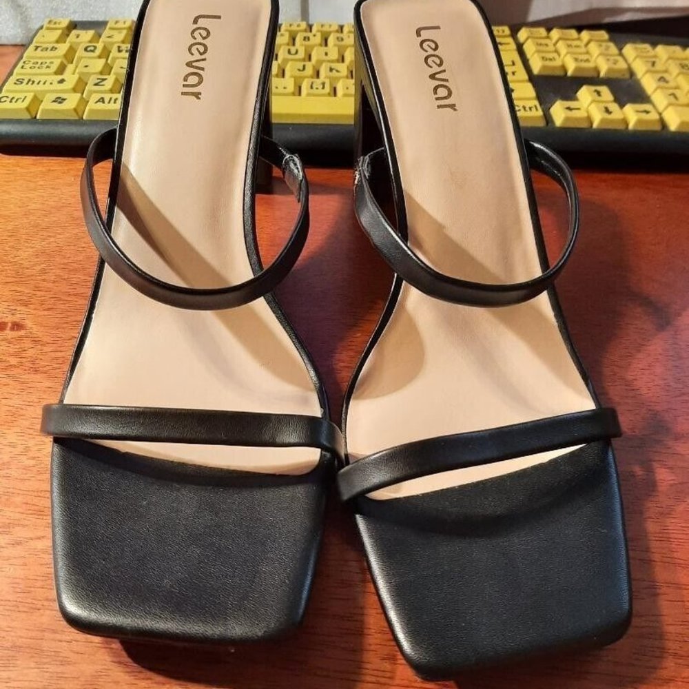 NEW ! Leevar Square Open Toe Sandal Chunky Low Heel Two Strap Mule Black Size 8